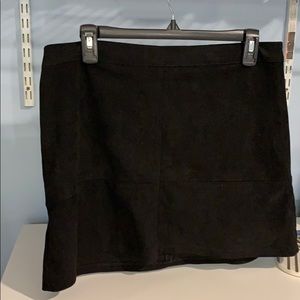 Lulus black skirt